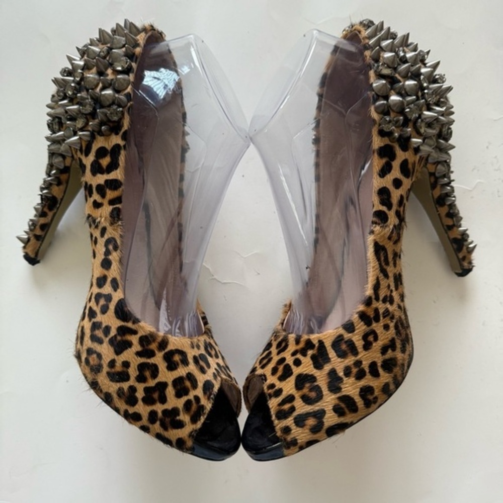 Leopard Print Stilettos Spiked high heels open toe 
Women’s 9 USA Party Wedding